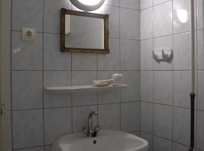 In - Balaton 19703 בית נופש *