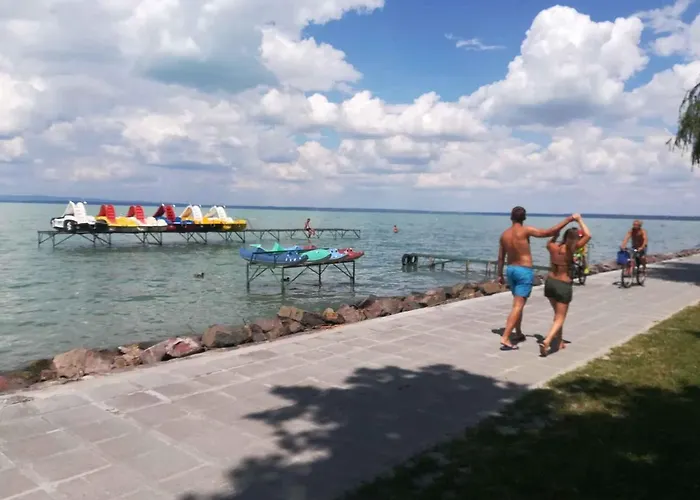 In - Balaton 19703 בית נופש *