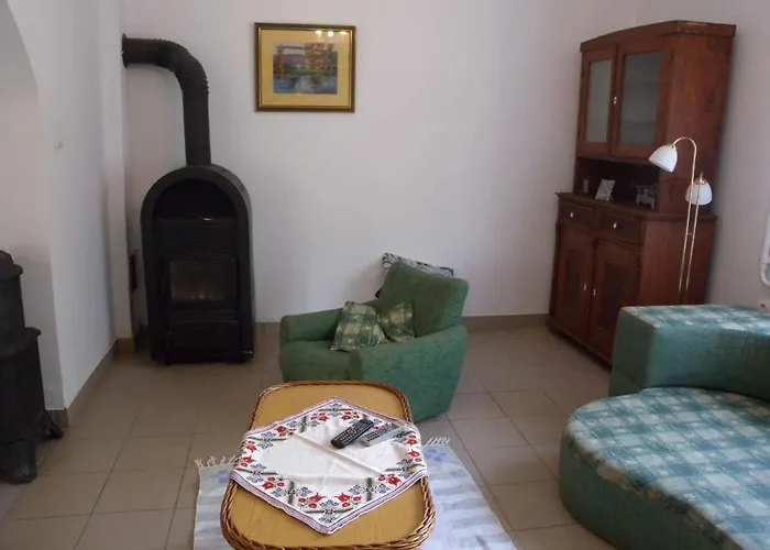 In - Balaton 19703 בית נופש *